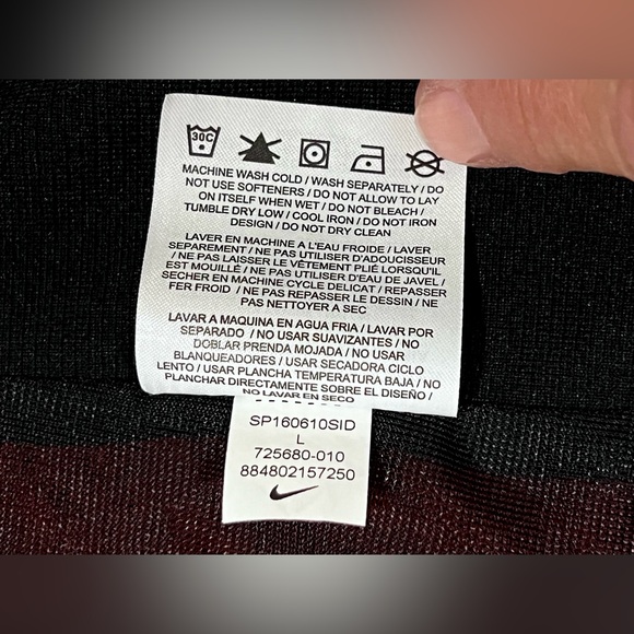 Nike Women’s Lightweight Golf Vest. Large - Picture 10 of 12